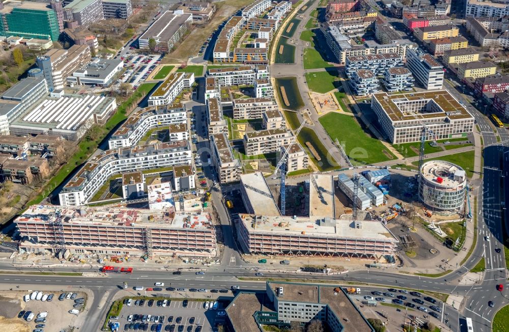 Essen aus der Vogelperspektive: Baustelle der Unternehmenszentrale der Funke Mediengruppe am Berliner Platz in Essen im Bundesland Nordrhein-Westfalen