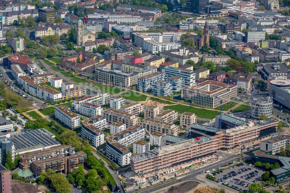 Luftaufnahme Essen - Baustelle der Unternehmenszentrale der Funke Mediengruppe am Berliner Platz in Essen im Bundesland Nordrhein-Westfalen