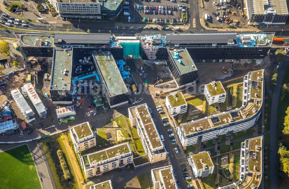 Luftaufnahme Essen - Baustelle der Unternehmenszentrale der Funke Mediengruppe am Berliner Platz in Essen im Bundesland Nordrhein-Westfalen