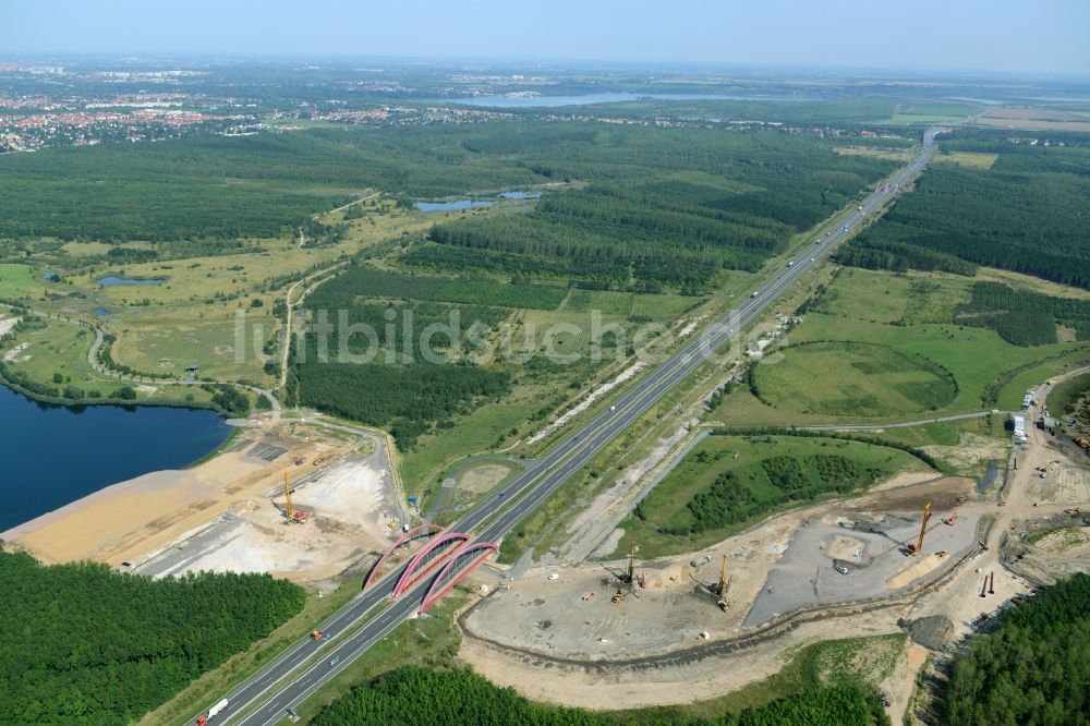 Zwenkau aus der Vogelperspektive: Baustelle Verbindungskanal Harthkanal zwischen Zwenkauer See und Cospudener See in Zwenkau im Bundesland Sachsen