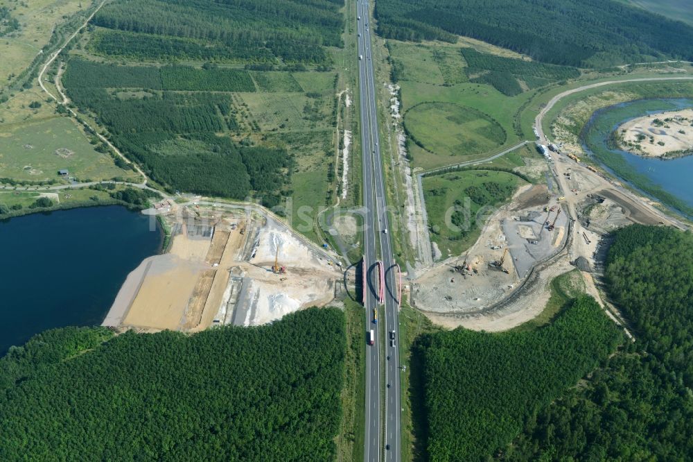 Zwenkau von oben - Baustelle Verbindungskanal Harthkanal zwischen Zwenkauer See und Cospudener See in Zwenkau im Bundesland Sachsen