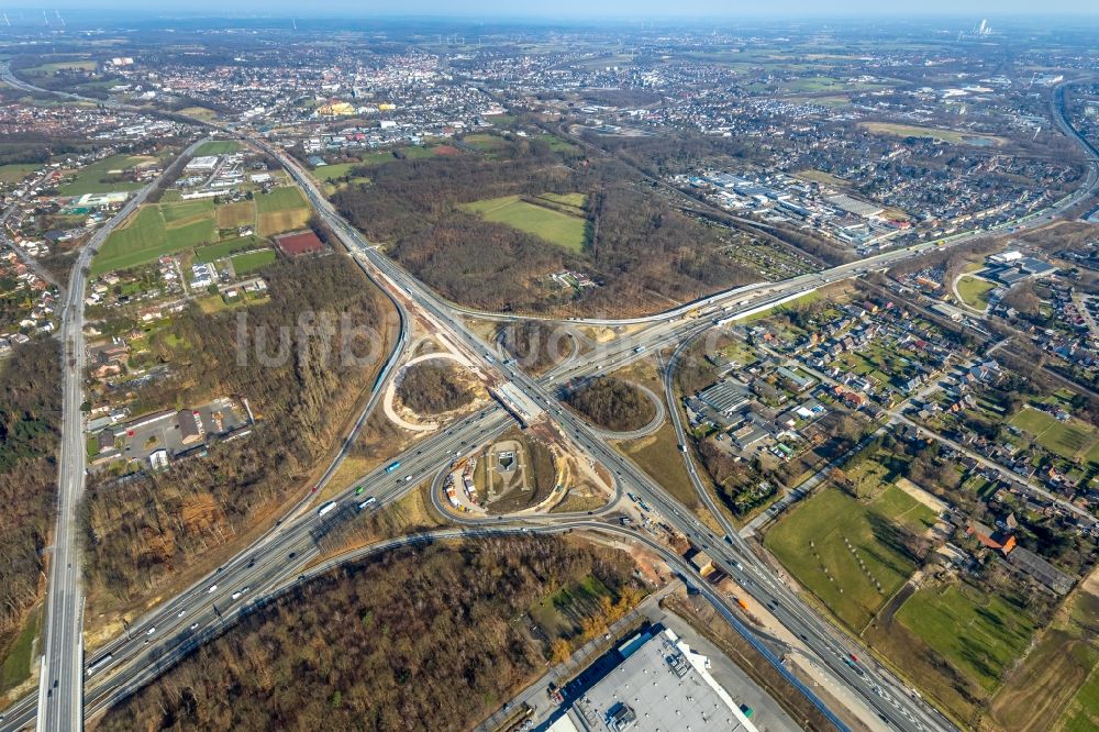 Recklinghausen von oben - Baustelle an der Verkehrsführung am Autobahnkreuz der BAB A2 - A43 in Recklinghausen im Bundesland Nordrhein-Westfalen, Deutschland