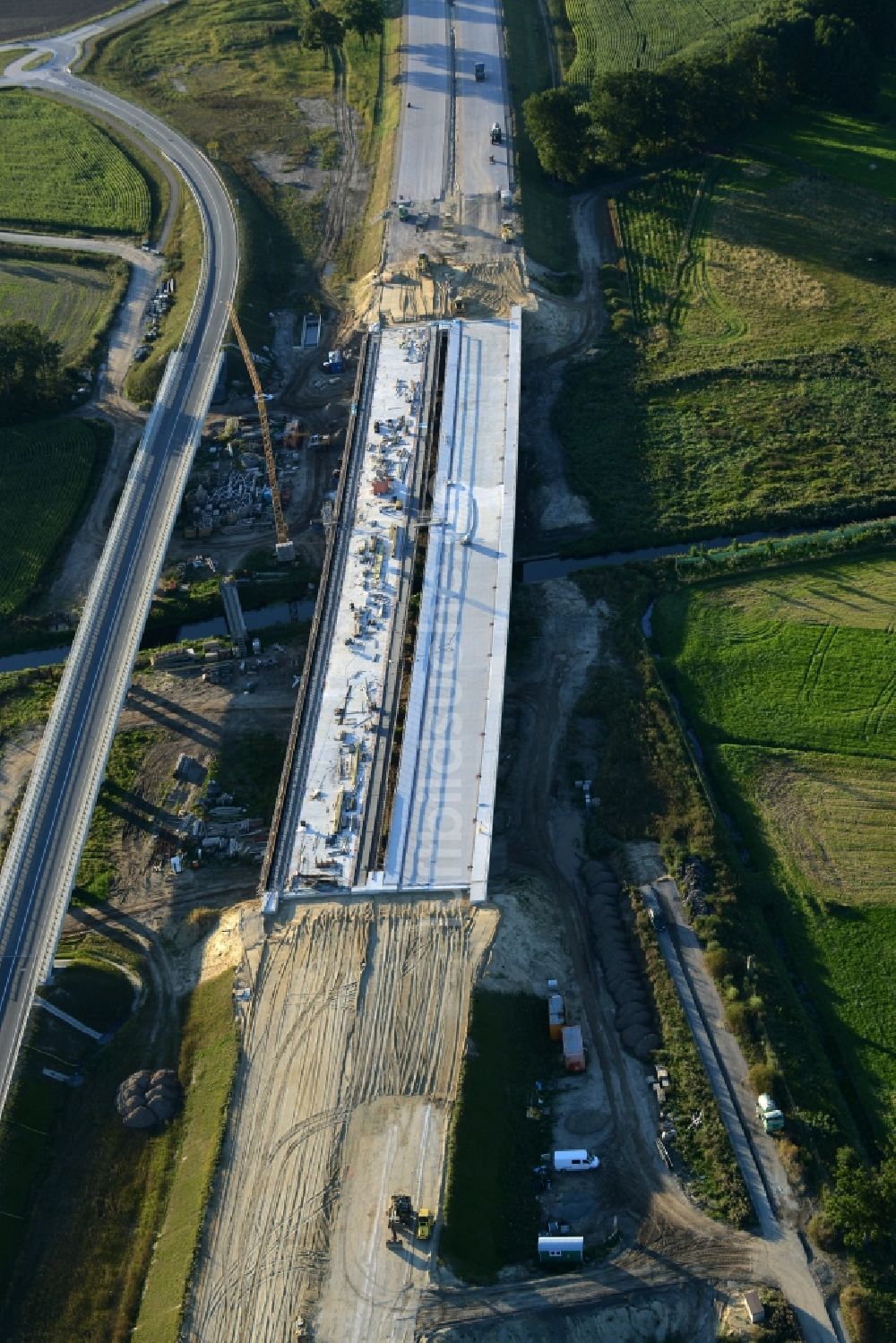 Karstädt von oben - Baustelle an der Verkehrsführung der Landesstraße L13 in Karstädt im Bundesland Brandenburg