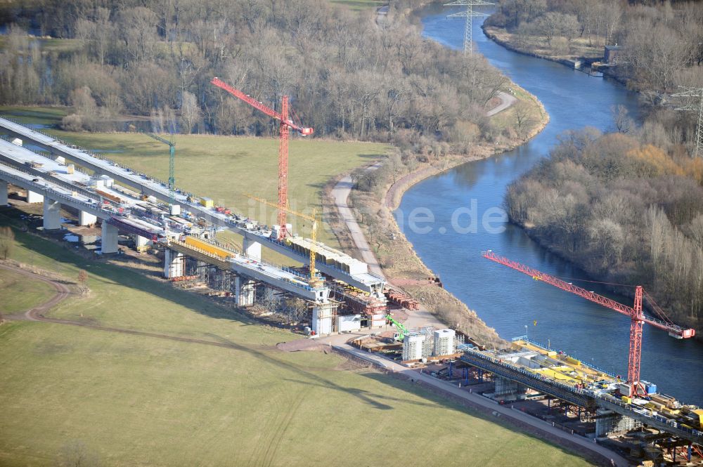 Rattmannsdorf von oben - Baustelle Viadukt des Bahn- Brückenbauwerk in Rattmannsdorf im Bundesland Sachsen-Anhalt, Deutschland