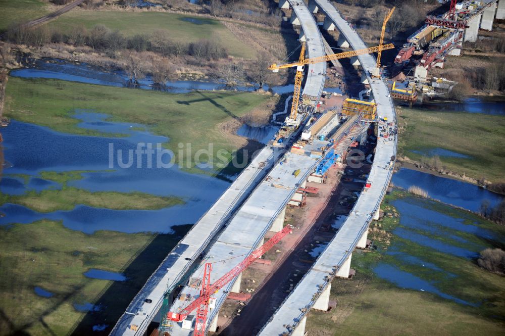 Rattmannsdorf von oben - Baustelle Viadukt des Bahn- Brückenbauwerk in Rattmannsdorf im Bundesland Sachsen-Anhalt, Deutschland