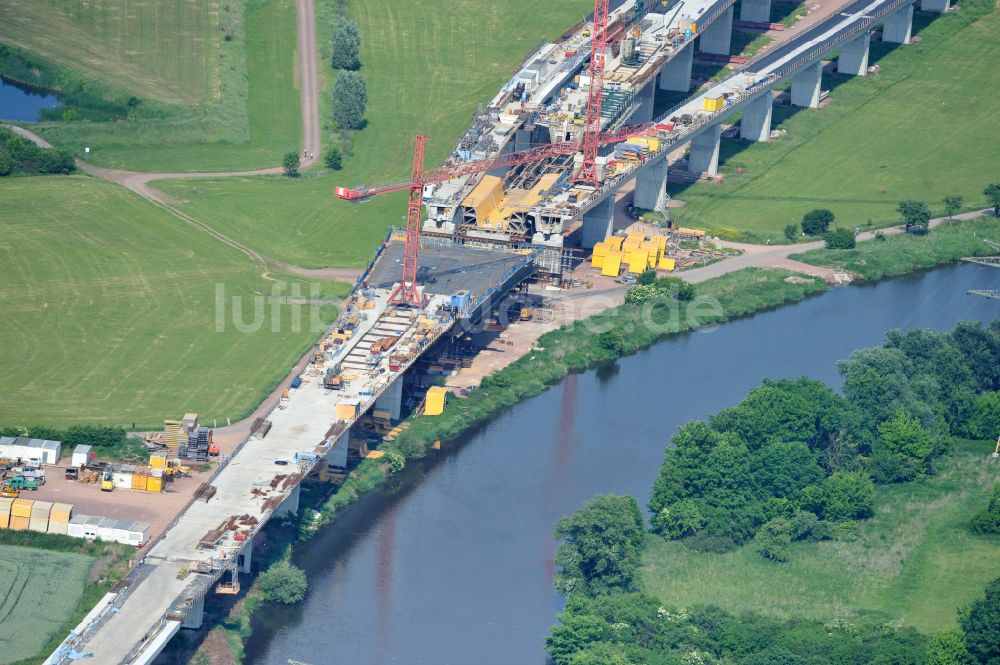 Rattmannsdorf von oben - Baustelle Viadukt des Bahn- Brückenbauwerk in Rattmannsdorf im Bundesland Sachsen-Anhalt, Deutschland