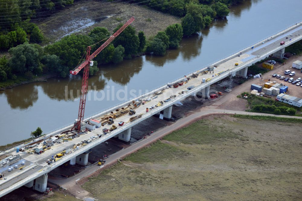 Luftbild Rattmannsdorf - Baustelle Viadukt des Bahn- Brückenbauwerk in Rattmannsdorf im Bundesland Sachsen-Anhalt, Deutschland