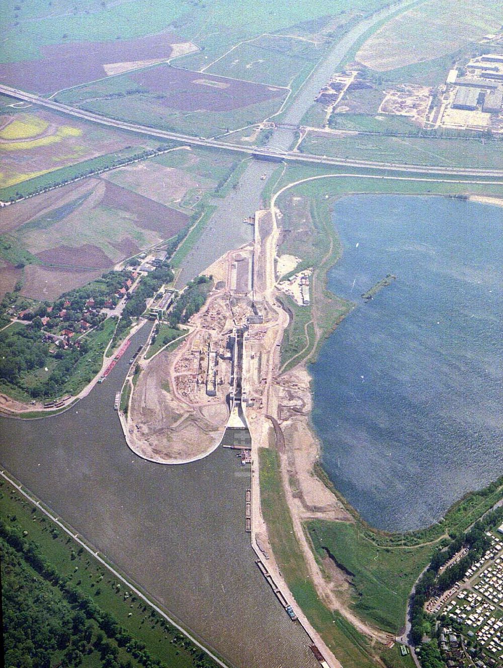 Rothensee von oben - Baustelle am Wasserstraßenkreuz Magdeburg bei Rothensee.