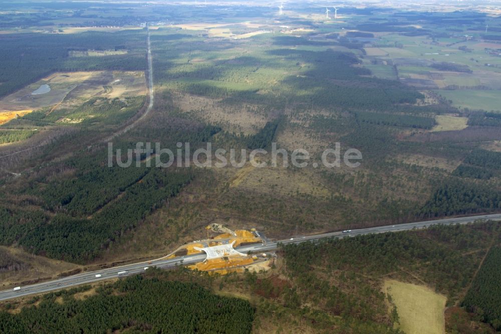 Dorsten von oben - Baustelle einer Wildwechselbrücke / Wildbrücke über die BAB Bundesautobahn A31 bei Dorsten im Bundesland Nordrhein-Westfalen 