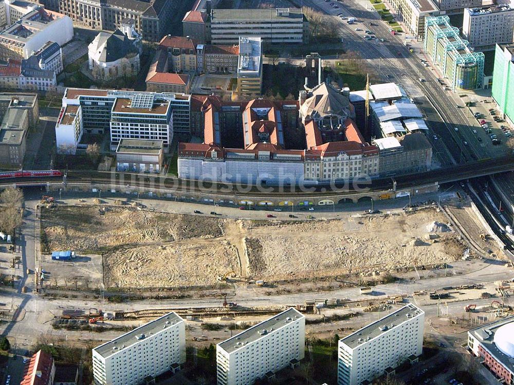 Luftaufnahme Berlin - Baustelle des Wohn- und Einkaufzentrums Alexia in Berlin Mitte