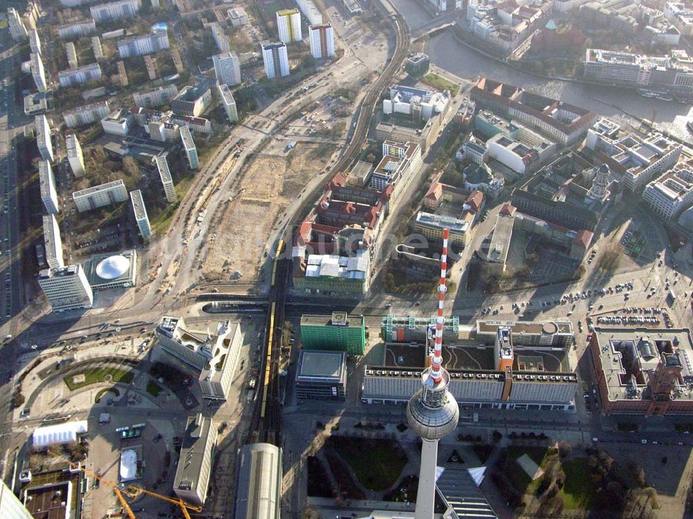 Luftbild Berlin - Baustelle des Wohn- und Einkaufzentrums Alexia in Berlin Mitte