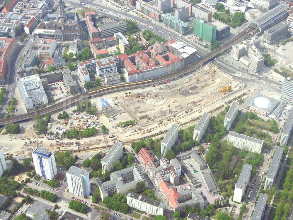 Berlin aus der Vogelperspektive: Baustelle des Wohn- und Einkaufzentrums Alexia in Berlin Mitte