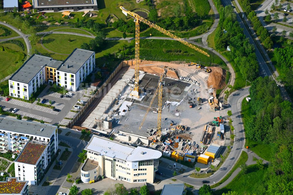 Luftbild Coburg - Baustelle einer Wohnanlage mit integrierten Nahversorgungszentrum auf der Bertelsdorfer Höhe in Coburg im Bundesland Bayern, Deutschland