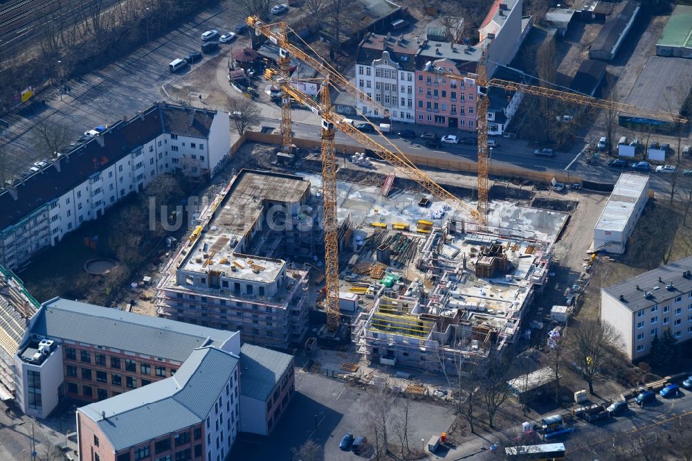 Berlin von oben - Baustelle Wohngebiet einer Mehrfamilienhaussiedlung Alte Kaulsdorfer Straße im Ortsteil Köpenick in Berlin, Deutschland