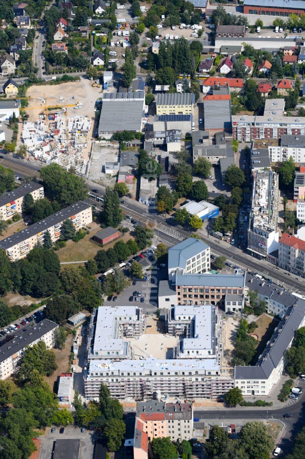 Luftaufnahme Berlin - Baustelle Wohngebiet einer Mehrfamilienhaussiedlung Alte Kaulsdorfer Straße im Ortsteil Köpenick in Berlin, Deutschland