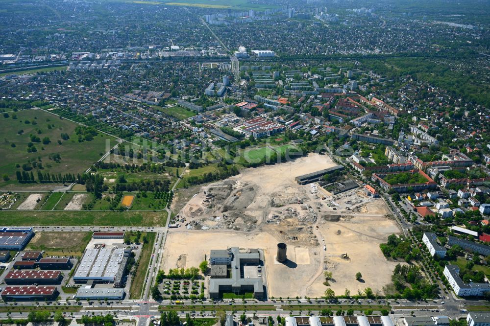 Berlin aus der Vogelperspektive: Baustelle Wohngebiet einer Mehrfamilienhaussiedlung in Berlin, Deutschland