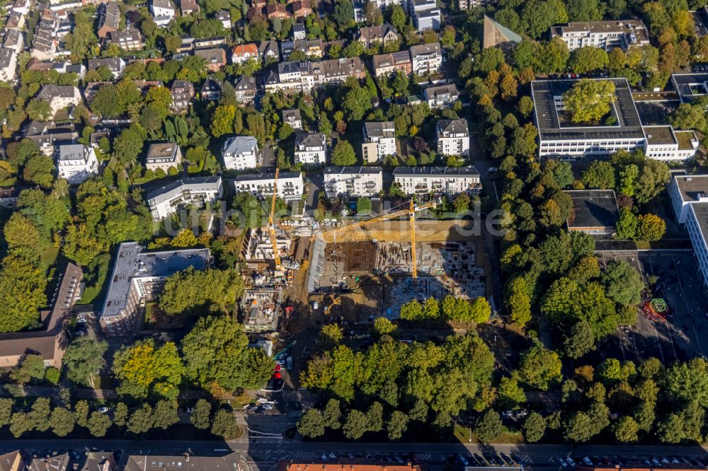 Gelsenkirchen aus der Vogelperspektive: Baustelle Wohngebiet einer Mehrfamilienhaussiedlung in Gelsenkirchen im Bundesland Nordrhein-Westfalen, Deutschland