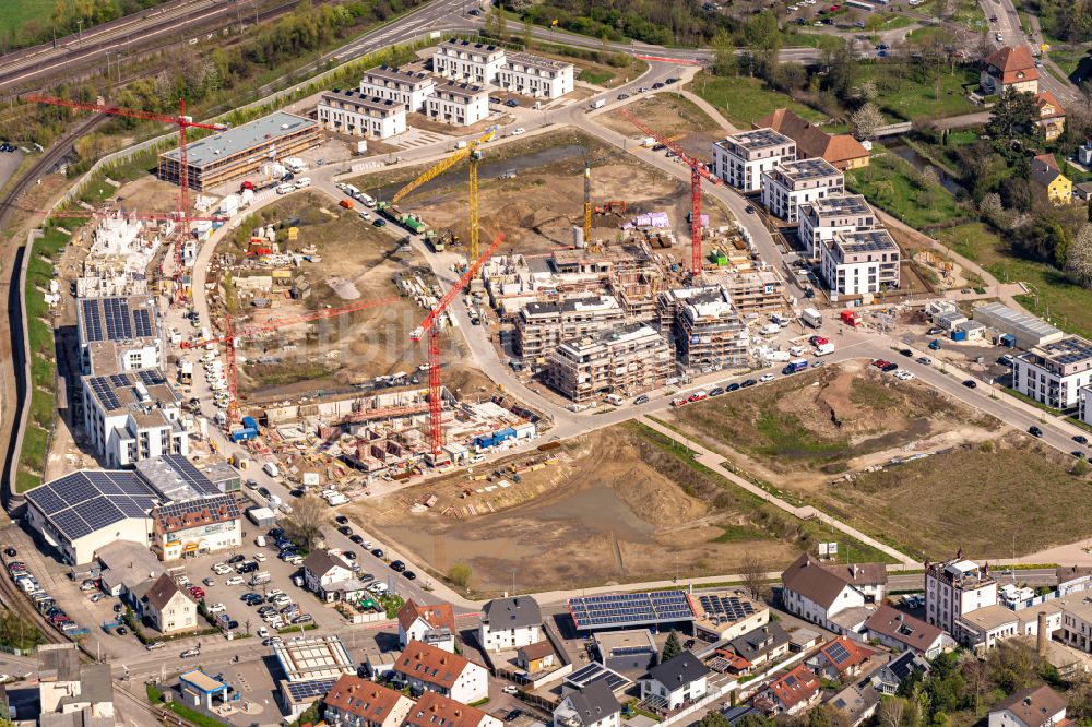 Luftbild Achern - Baustelle Wohngebiet einer Mehrfamilienhaussiedlung auf dem Glashüttenareal in Achern im Bundesland Baden-Württemberg, Deutschland