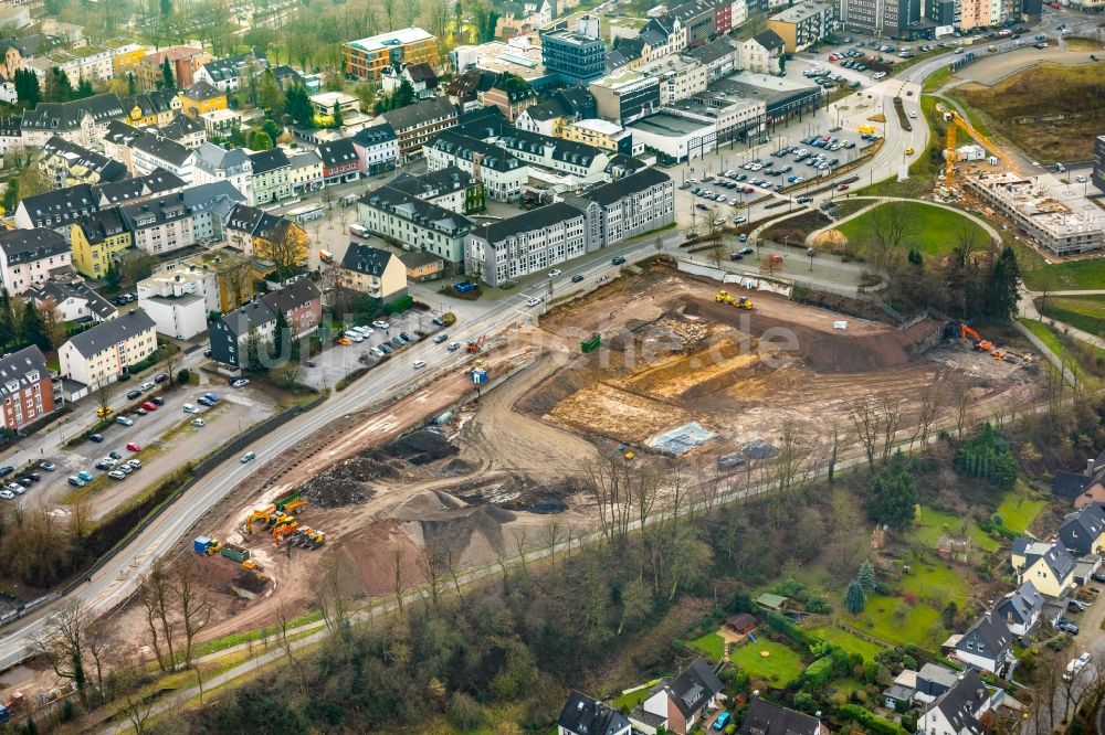 Heiligenhaus von oben - Baustelle Wohngebiet einer Mehrfamilienhaussiedlung am Hefelmannpark in Heiligenhaus im Bundesland Nordrhein-Westfalen, Deutschland