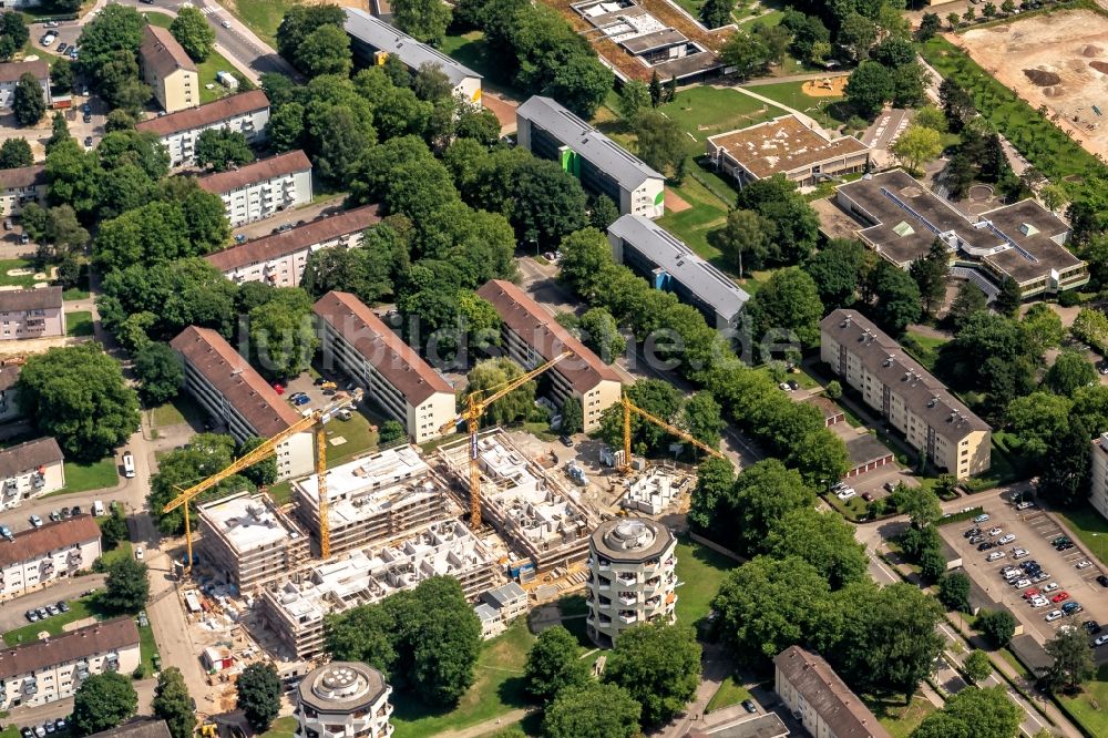 Luftaufnahme Lahr/Schwarzwald - Baustelle Wohngebiet einer Mehrfamilienhaussiedlung am Kanadaring in Lahr/Schwarzwald im Bundesland Baden-Württemberg, Deutschland