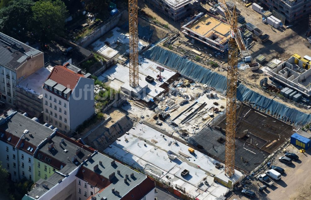 Berlin aus der Vogelperspektive: Baustelle Wohngebiet der Mehrfamilienhaussiedlung Das Lichtenhain der BUWOG Group im Ortsteil Lichtenberg in Berlin, Deutschland