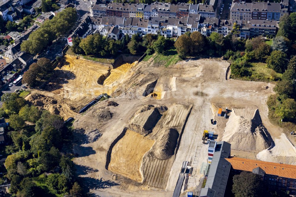 Luftaufnahme Mönchengladbach - Baustelle Wohngebiet einer Mehrfamilienhaussiedlung Maria-Hilf- Terrassen in Mönchengladbach im Bundesland Nordrhein-Westfalen, Deutschland