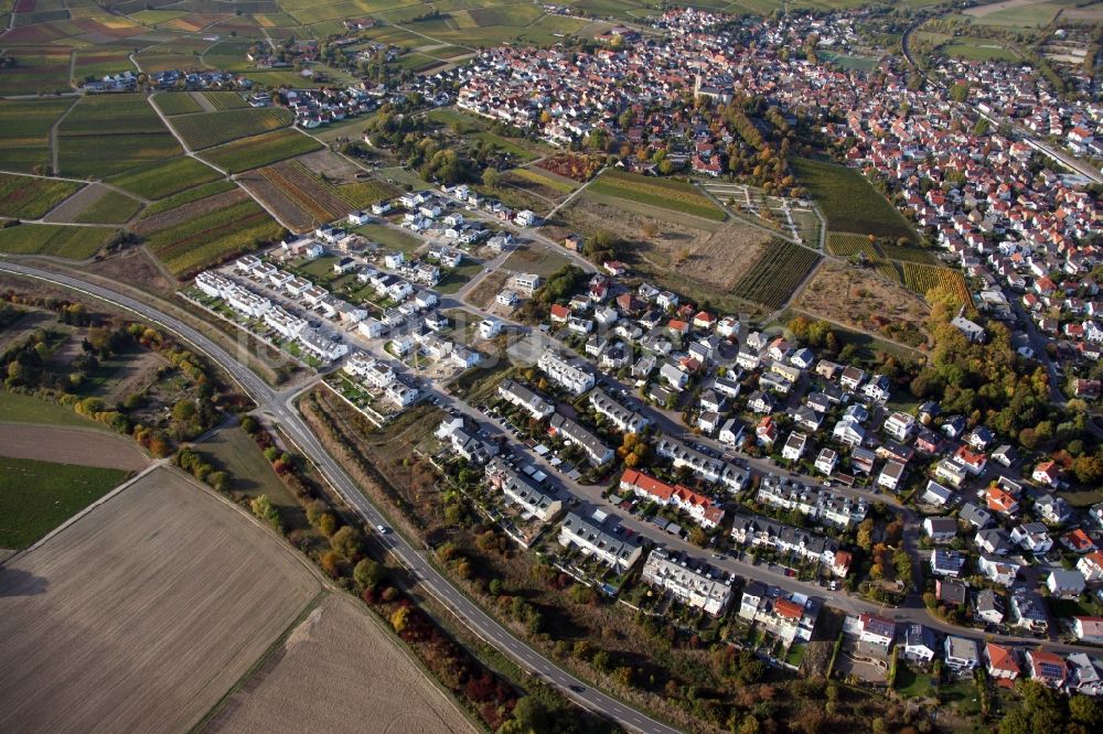 Luftaufnahme Bodenheim - Baustelle Wohngebiet einer Mehrfamilienhaussiedlung nördlich der Rosetta Vogt Straße in Bodenheim im Bundesland Rheinland-Pfalz, Deutschland