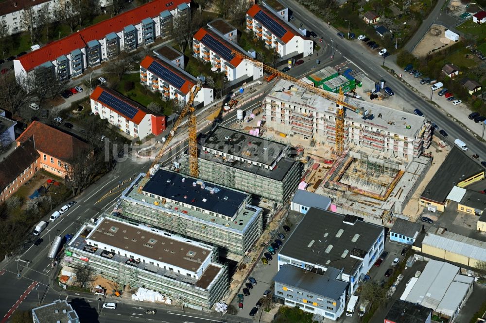 Nürnberg aus der Vogelperspektive: Baustelle Wohngebiet einer Mehrfamilienhaussiedlung im Ortsteil Erlenstegen in Nürnberg im Bundesland Bayern, Deutschland