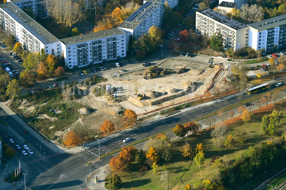 Luftbild Berlin - Baustelle Wohngebiet einer Mehrfamilienhaussiedlung im Ortsteil Hellersdorf in Berlin, Deutschland