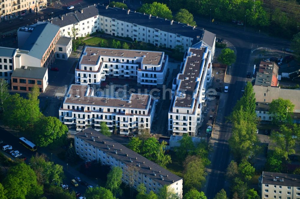 Berlin aus der Vogelperspektive: Baustelle Wohngebiet einer Mehrfamilienhaussiedlung im Ortsteil Köpenick in Berlin, Deutschland