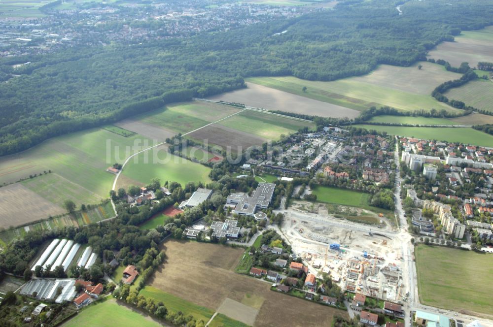 Luftbild Garching bei München - Baustelle Wohngebiet einer Mehrfamilienhaussiedlung Professor-Angermair-Ring Ecke Mühlfeldweg in Garching bei München im Bundesland Bayern, Deutschland