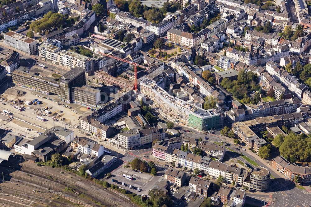 Mönchengladbach aus der Vogelperspektive: Baustelle Wohngebiet einer Mehrfamilienhaussiedlung Schillerquartier in Mönchengladbach im Bundesland Nordrhein-Westfalen, Deutschland