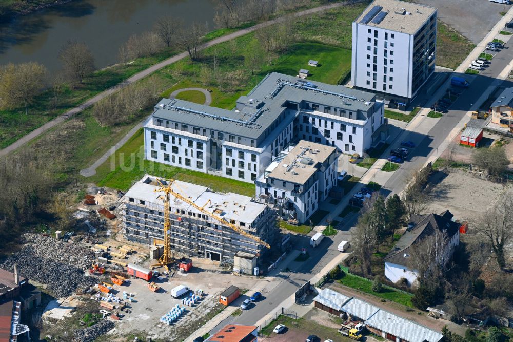 Luftbild Halle (Saale) - Baustelle Wohngebiet einer Mehrfamilienhaussiedlung Sophienhafen in Halle (Saale) im Bundesland Sachsen-Anhalt, Deutschland