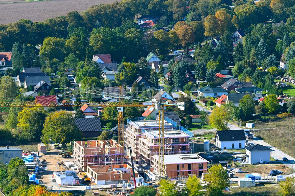 Luftbild Werneuchen - Baustelle Wohngebiet einer Mehrfamilienhaussiedlung in Werneuchen im Bundesland Brandenburg, Deutschland