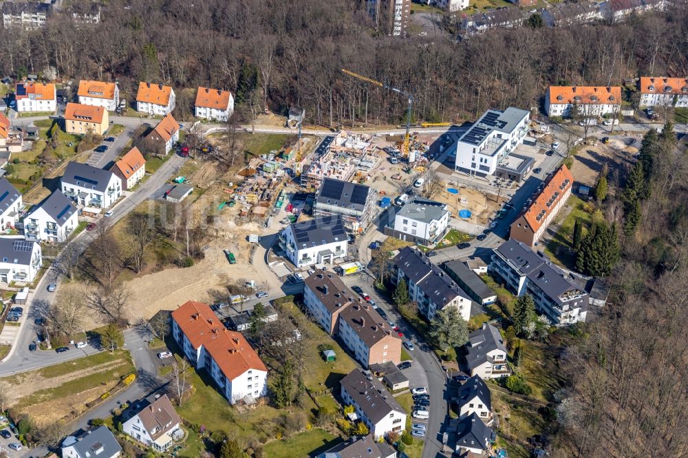 Luftaufnahme Arnsberg - Baustelle Wohngebiet einer Mehrfamilienhaussiedlung Zum Müggenberg im Ortsteil Neheim in Arnsberg im Bundesland Nordrhein-Westfalen, Deutschland