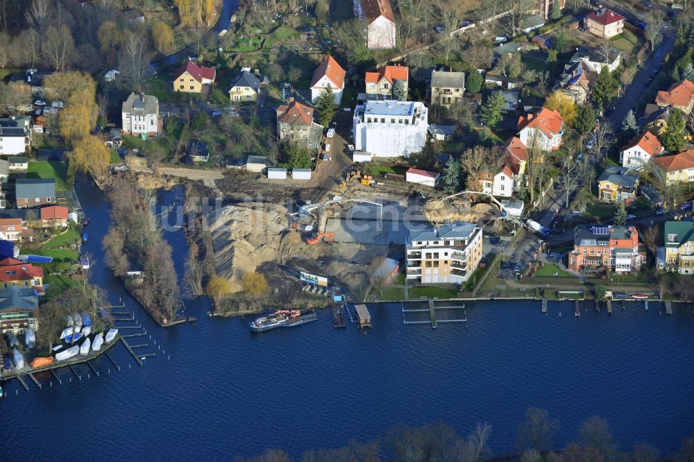 Luftaufnahme Berlin - Baustelle eine Wohngebietes im Bezirk Treptow-Köpenick im Bundesland Berlin