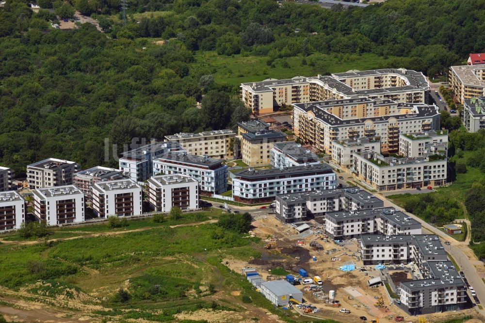 Luftaufnahme Warschau - Baustelle von Wohnhäusern im Bezirk Mokotow in Warschau in Polen