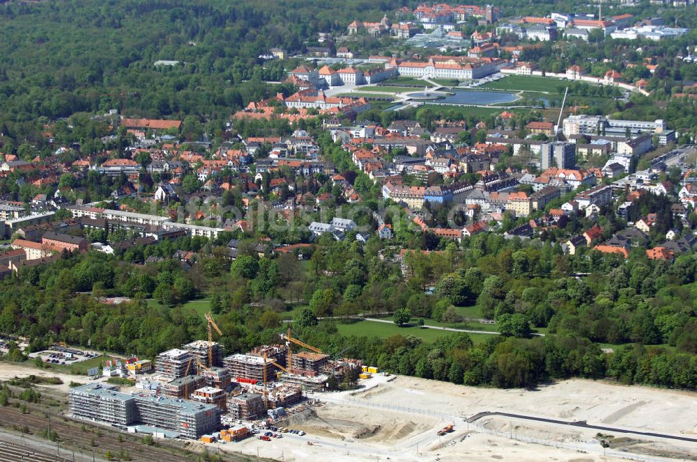 Luftaufnahme München - Baustelle des Wohnneubaugebietes am Hirchgarten der Concept Bau - Premier GmbH