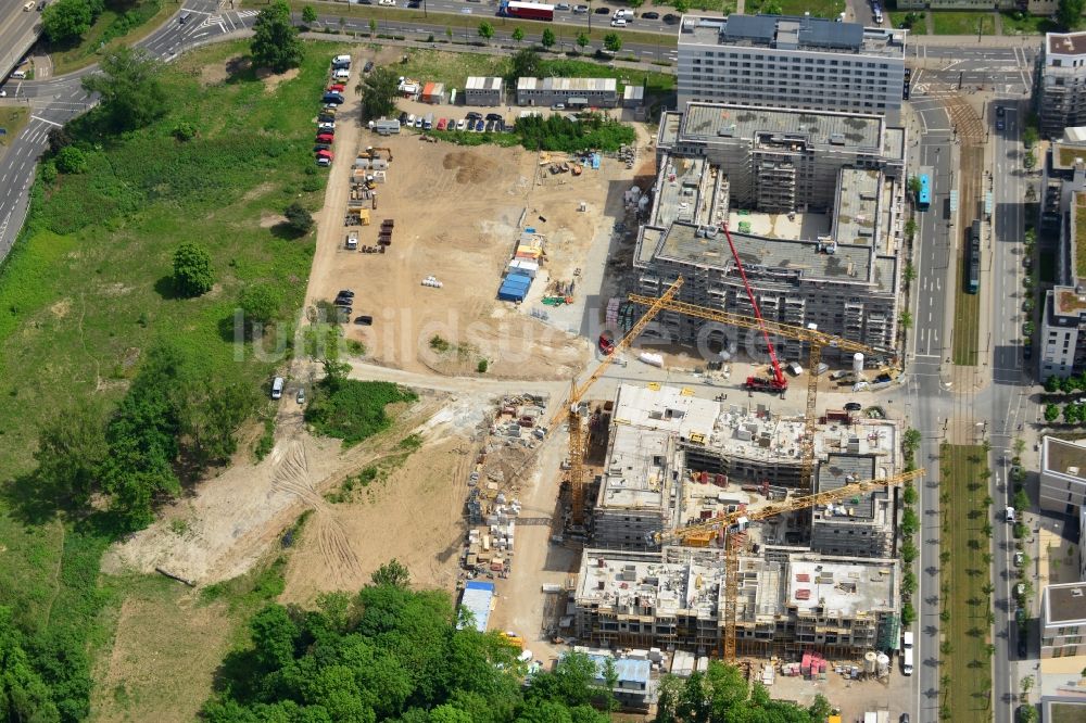 Frankfurt am Main von oben - Baustelle eines Wohnneubaus im Europaviertel im Stadtteil Gallus in Frankfurt am Main im Bundesland Hessen