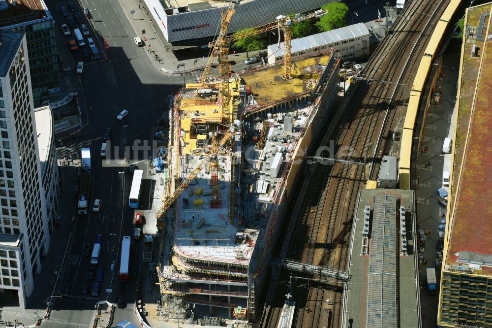 Luftbild Berlin - Baustelle des ZOOM BERLIN - Geschäftshauses an der Kantstraße - Joachimsthaler Straße - Hardenbergstraße im Ortsteil Bezirk Charlottenburg-Wilmersdorf in Berlin, Deutschland