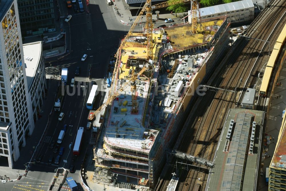 Luftaufnahme Berlin - Baustelle des ZOOM BERLIN - Geschäftshauses an der Kantstraße - Joachimsthaler Straße - Hardenbergstraße im Ortsteil Bezirk Charlottenburg-Wilmersdorf in Berlin, Deutschland