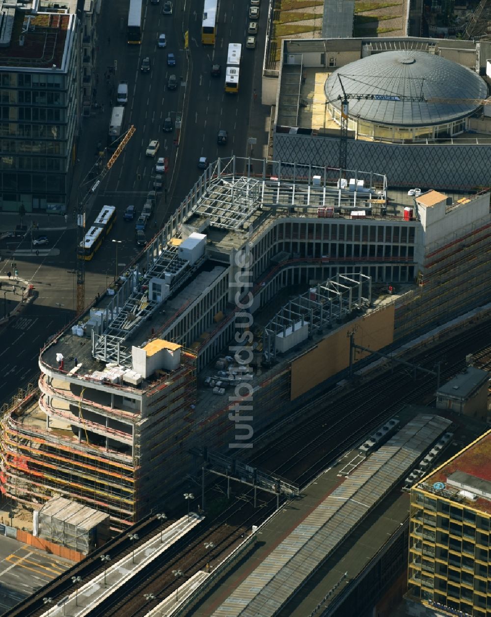 Luftbild Berlin - Baustelle des ZOOM BERLIN - Geschäftshauses an der Kantstraße - Joachimsthaler Straße - Hardenbergstraße im Ortsteil Bezirk Charlottenburg-Wilmersdorf in Berlin, Deutschland