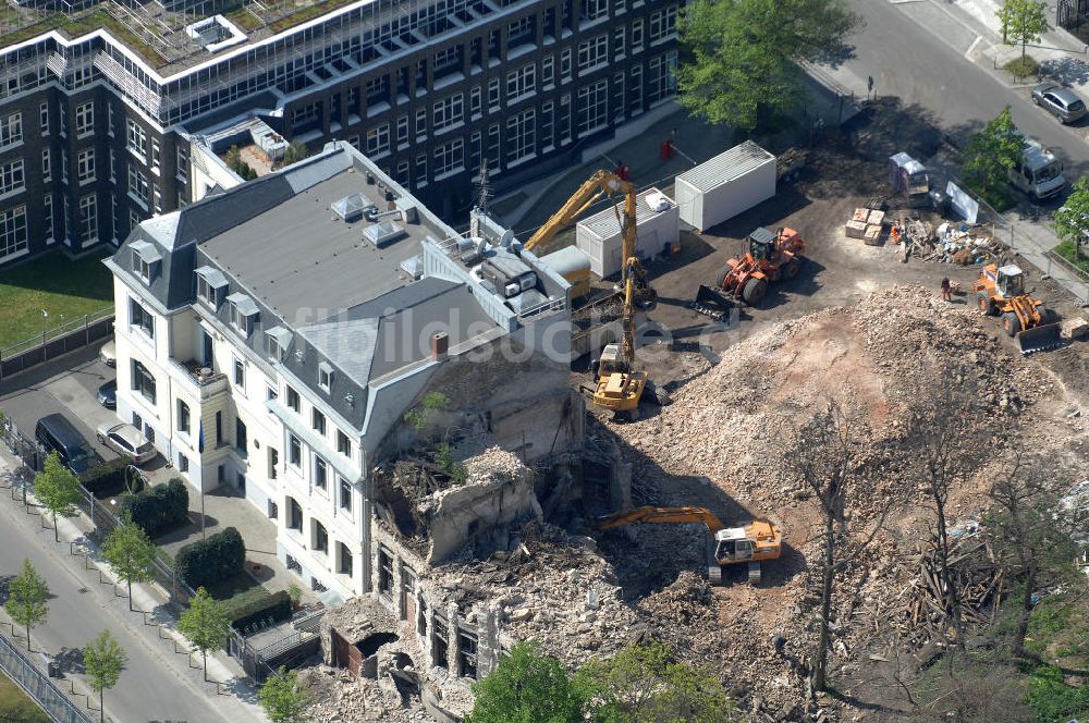 Berlin aus der Vogelperspektive: Baustelle der zukünftigen Griechischen Botschaft an der Hiroshimastraße in Berlin-Tiergarten