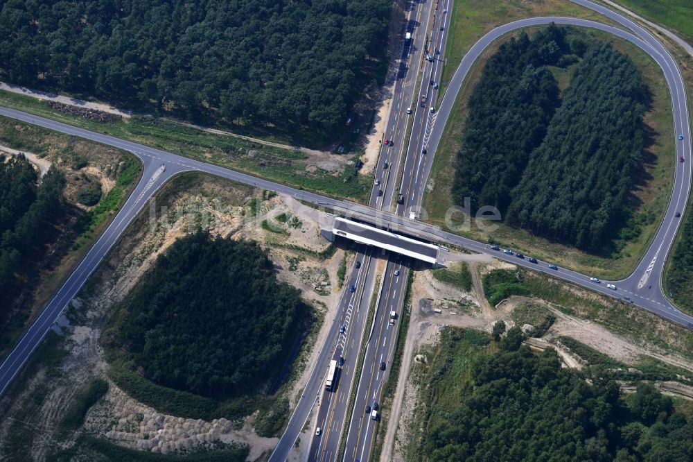 Luftaufnahme Kremmen - Baustelle zum Ausbau des Autobahnanschlußstelle AS Kremmen am Autobahndreieck Havelland im Bundesland Brandenburg