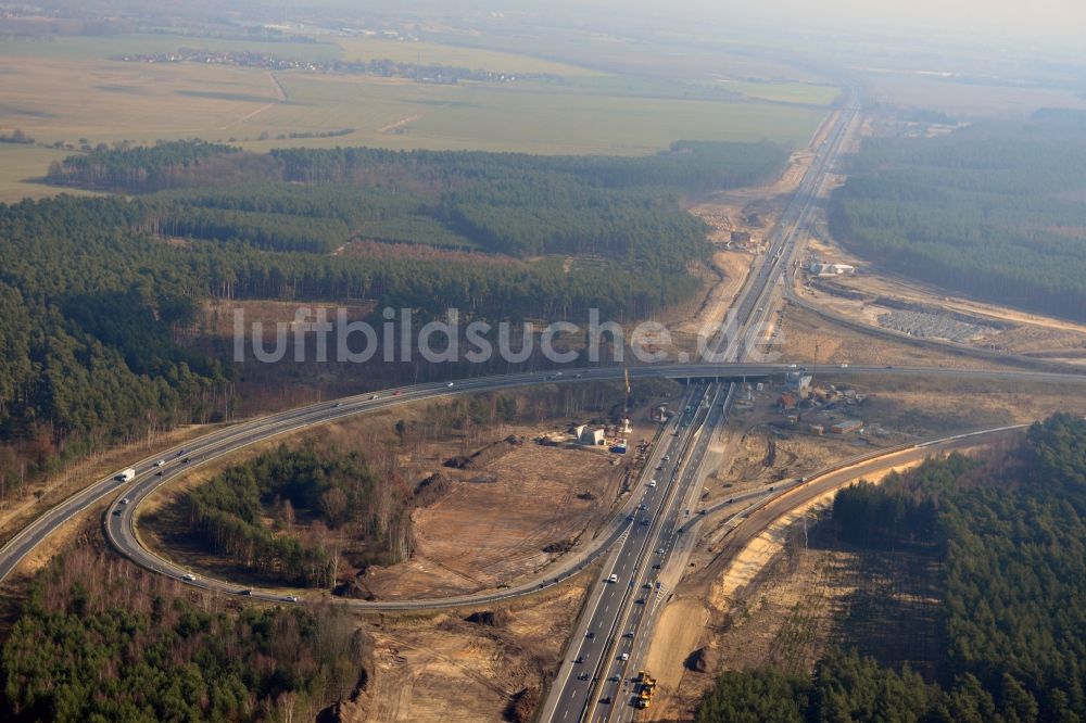 Groß Ziethen von oben - Baustelle zum Um- und Ausbau des Autobahndreieck AD Havelland im Bundesland Brandenburg