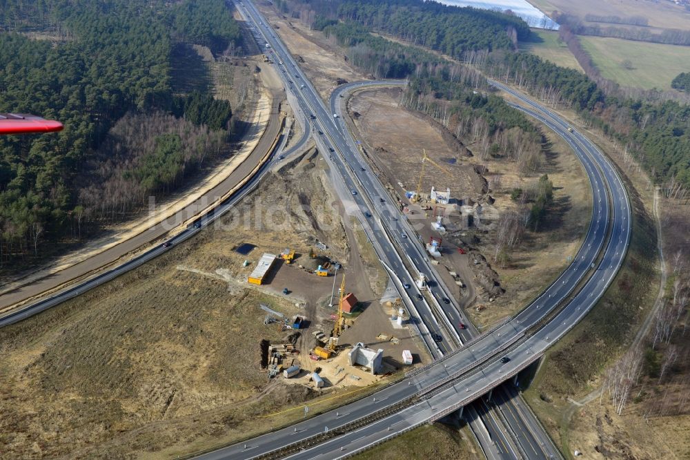 Groß Ziethen von oben - Baustelle zum Um- und Ausbau des Autobahndreieck AD Havelland im Bundesland Brandenburg