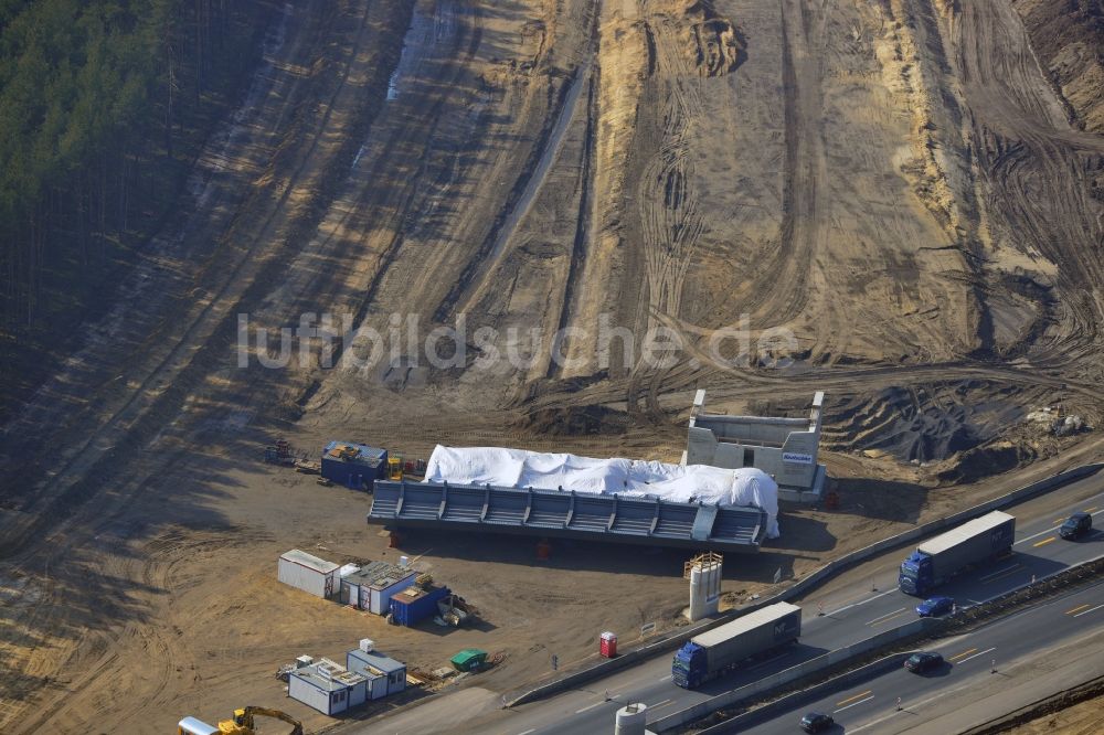 Luftbild Groß Ziethen - Baustelle zum Um- und Ausbau des Autobahndreieck AD Havelland im Bundesland Brandenburg