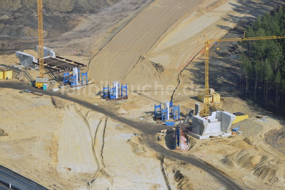 Groß Ziethen von oben - Baustelle zum Um- und Ausbau des Autobahndreieck AD Havelland im Bundesland Brandenburg