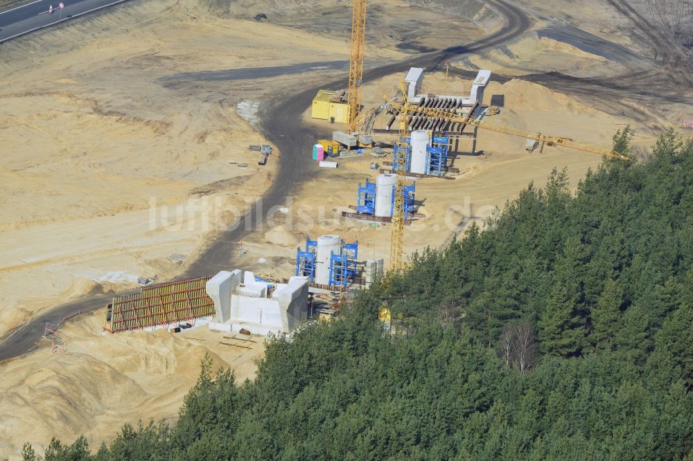 Luftbild Groß Ziethen - Baustelle zum Um- und Ausbau des Autobahndreieck AD Havelland im Bundesland Brandenburg