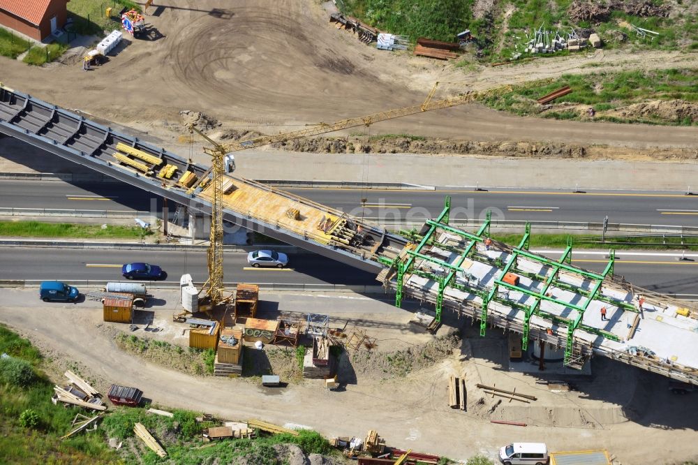 Luftbild Groß Ziethen - Baustelle zum Um- und Ausbau des Autobahndreieck AD Havelland im Bundesland Brandenburg